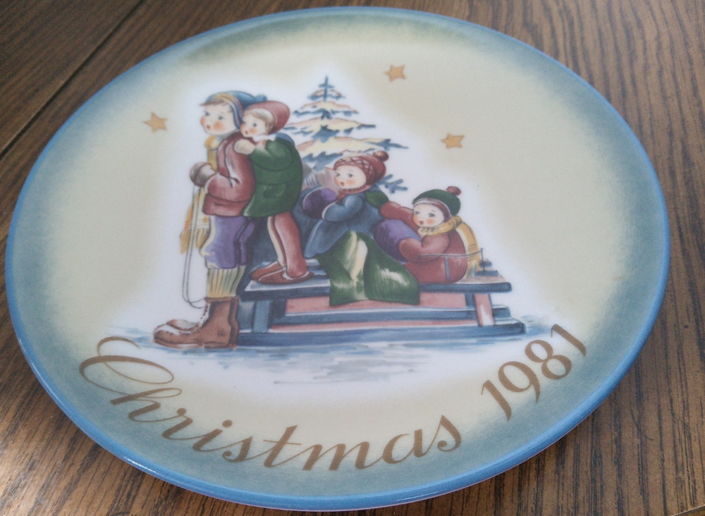 Schmid Brothers 1981 Christmas Plate "A Time To Remember" By Sister Breta Hummel